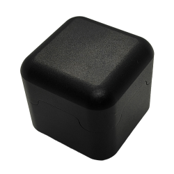 Protetor de giz em metal - Cubo Preto